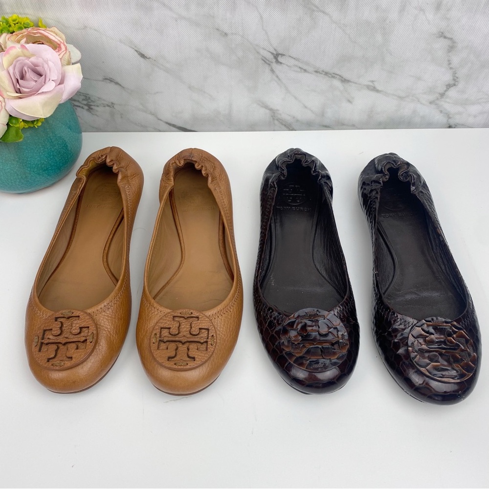 Tory Burch Tan and Dark Brown Reva Signature Logo Ballet Flats - Pair